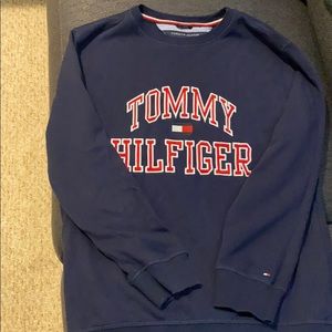Tommy Hilfiger sweatshirt.